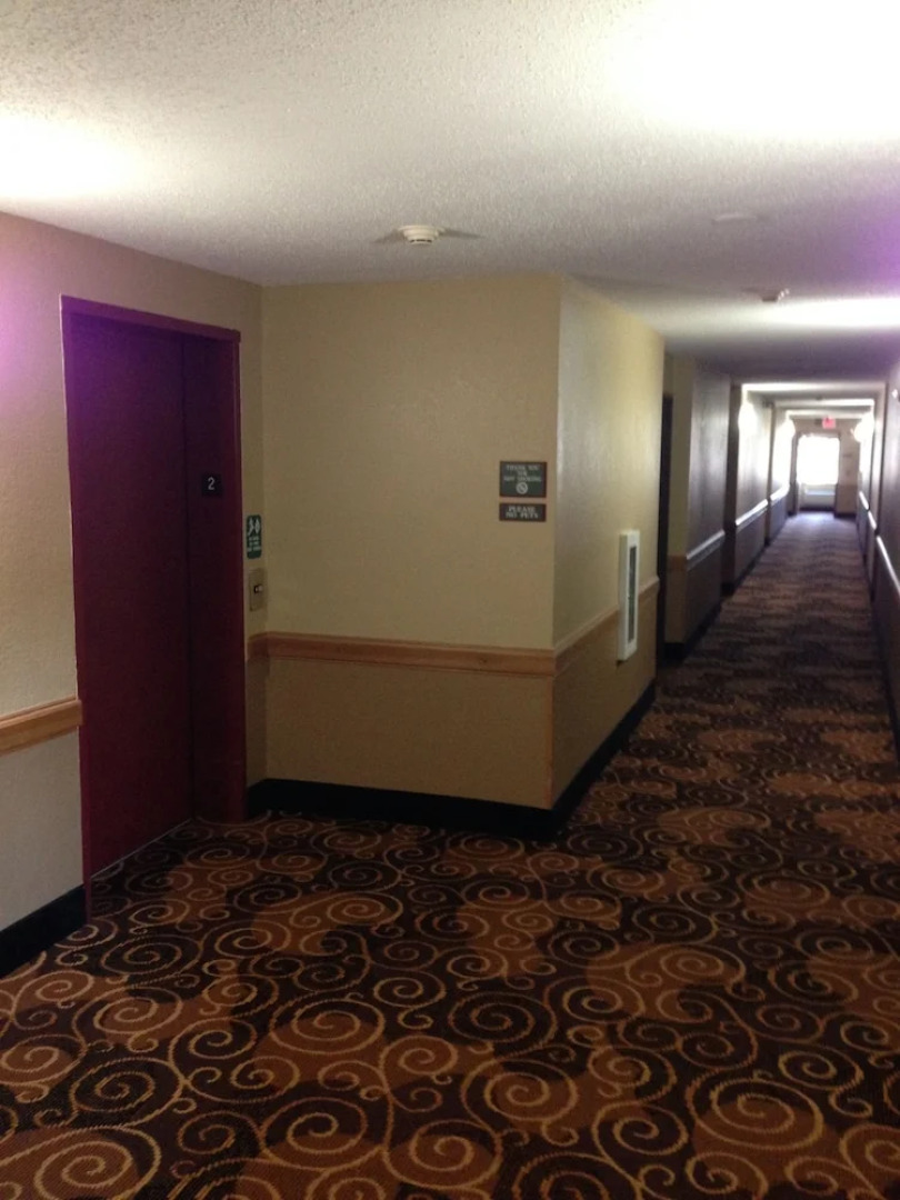 AmericInn Lodge & Suites Elkhorn