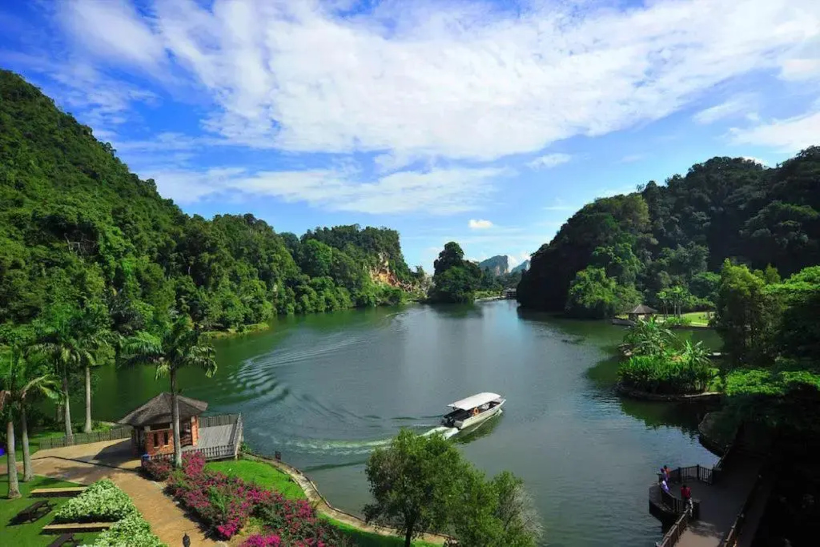 Sky Mountain View Relaxing Ipoh -10-16 pax- no party