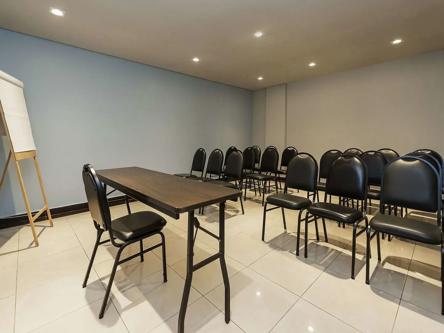 Golden Tower Express Araraquara by Fênix Hotéis