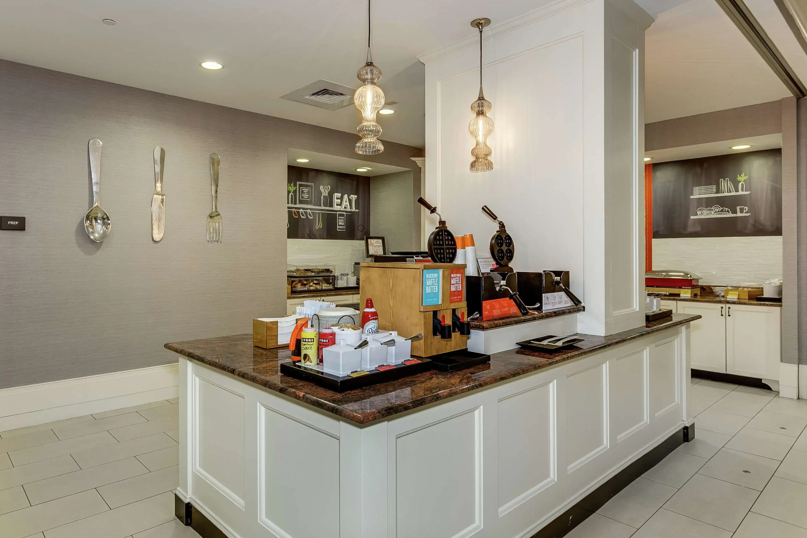 Hampton Inn & Suites Mobile- Downtown Historic District