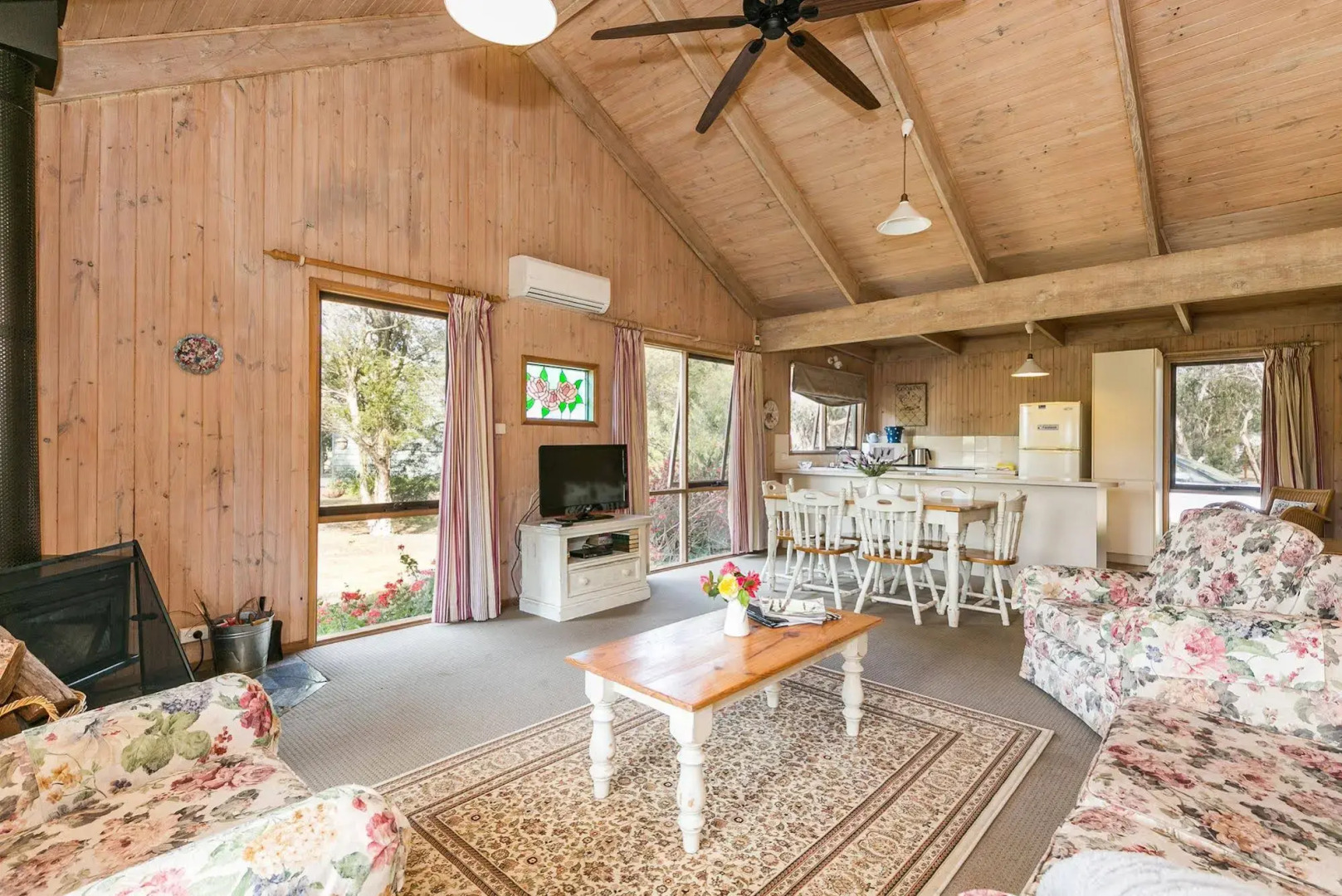 Freshwater Creek Cottages and Farm Stay