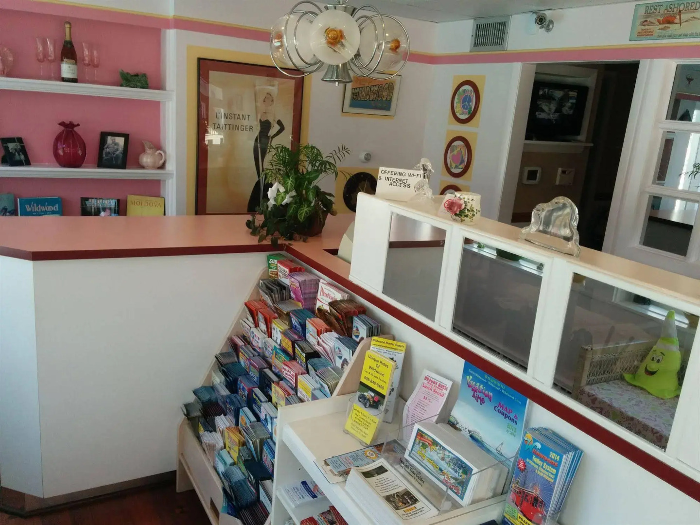 Pink Champagne Motel