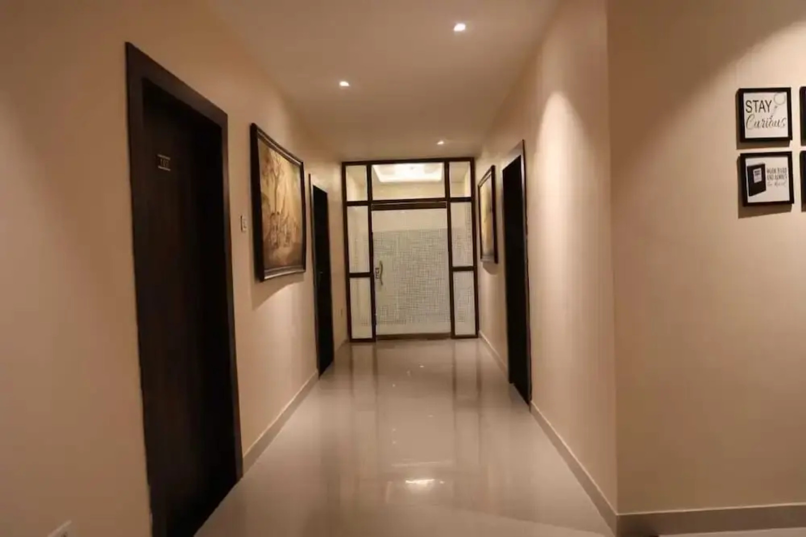 Regal Guest House by ROH