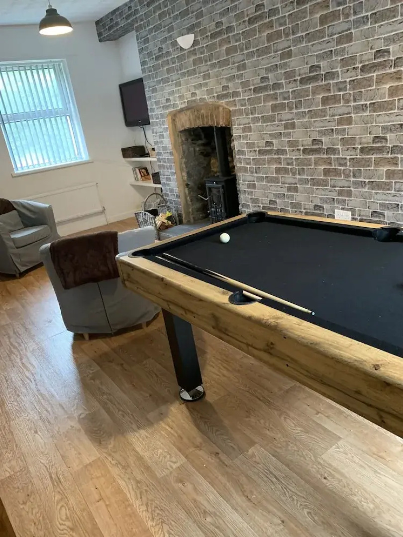 Miners Cottage Wales Sleep 6 Log Burner Pool Table