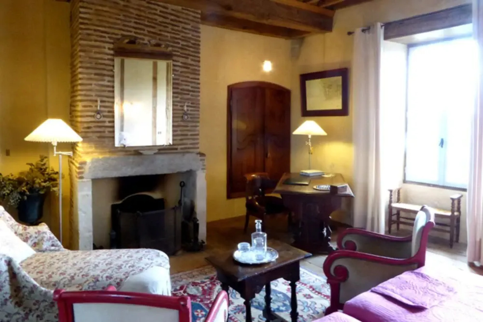 Chambres dHôtes Au Château