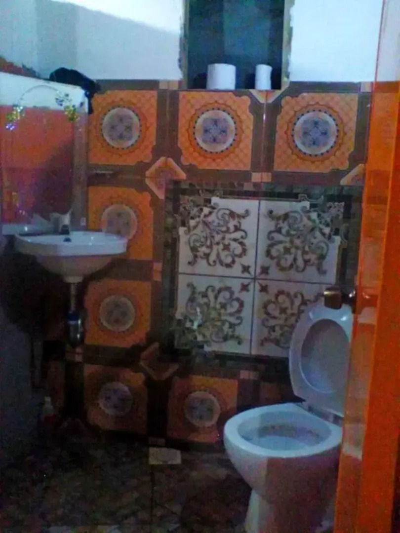 Lennons Place Backpacker Hostel