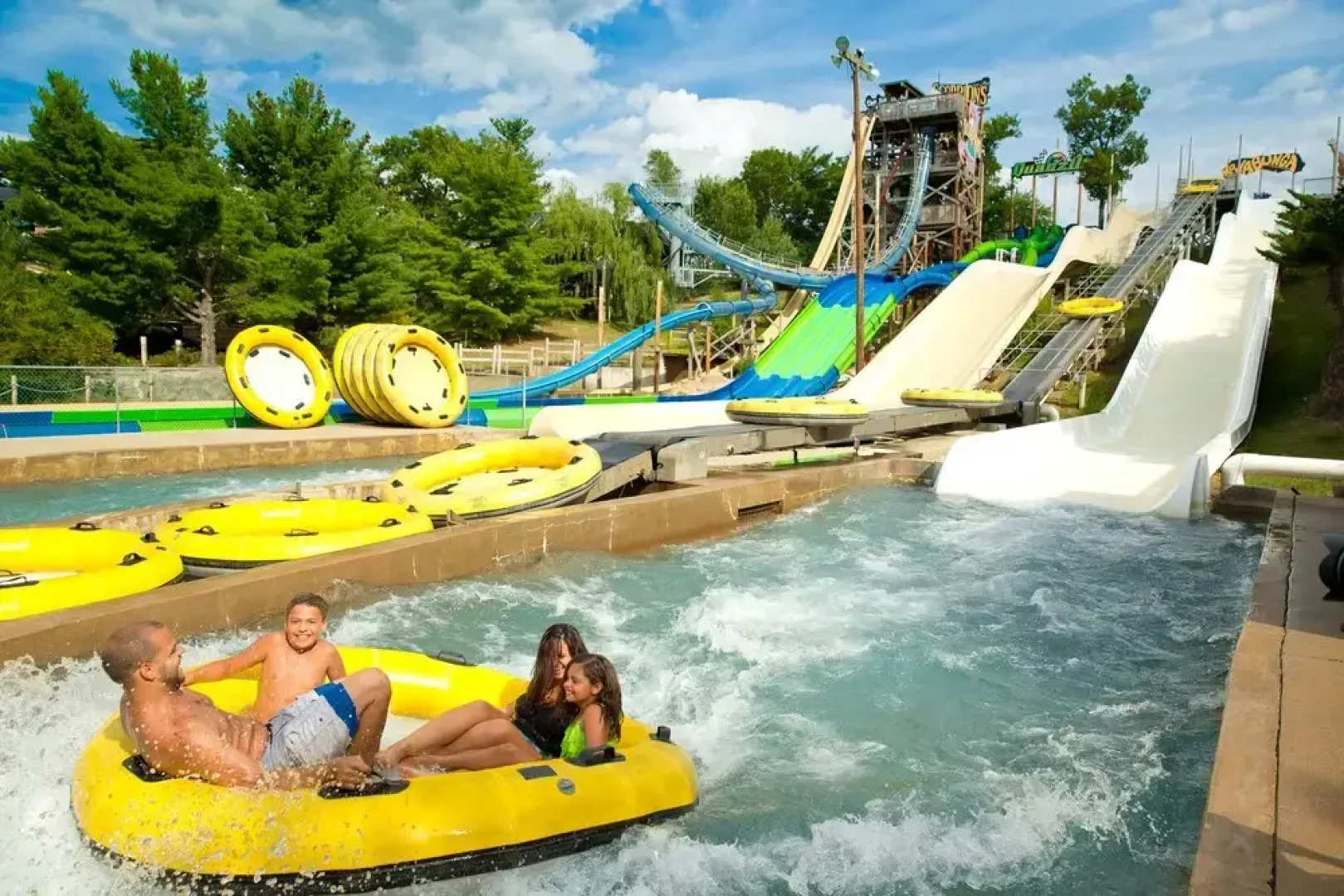 Flamingo Motel & Suites