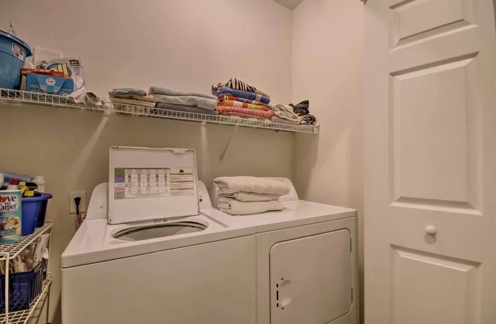 Spacious Lakefront Condo w/ Views in Camdenton!