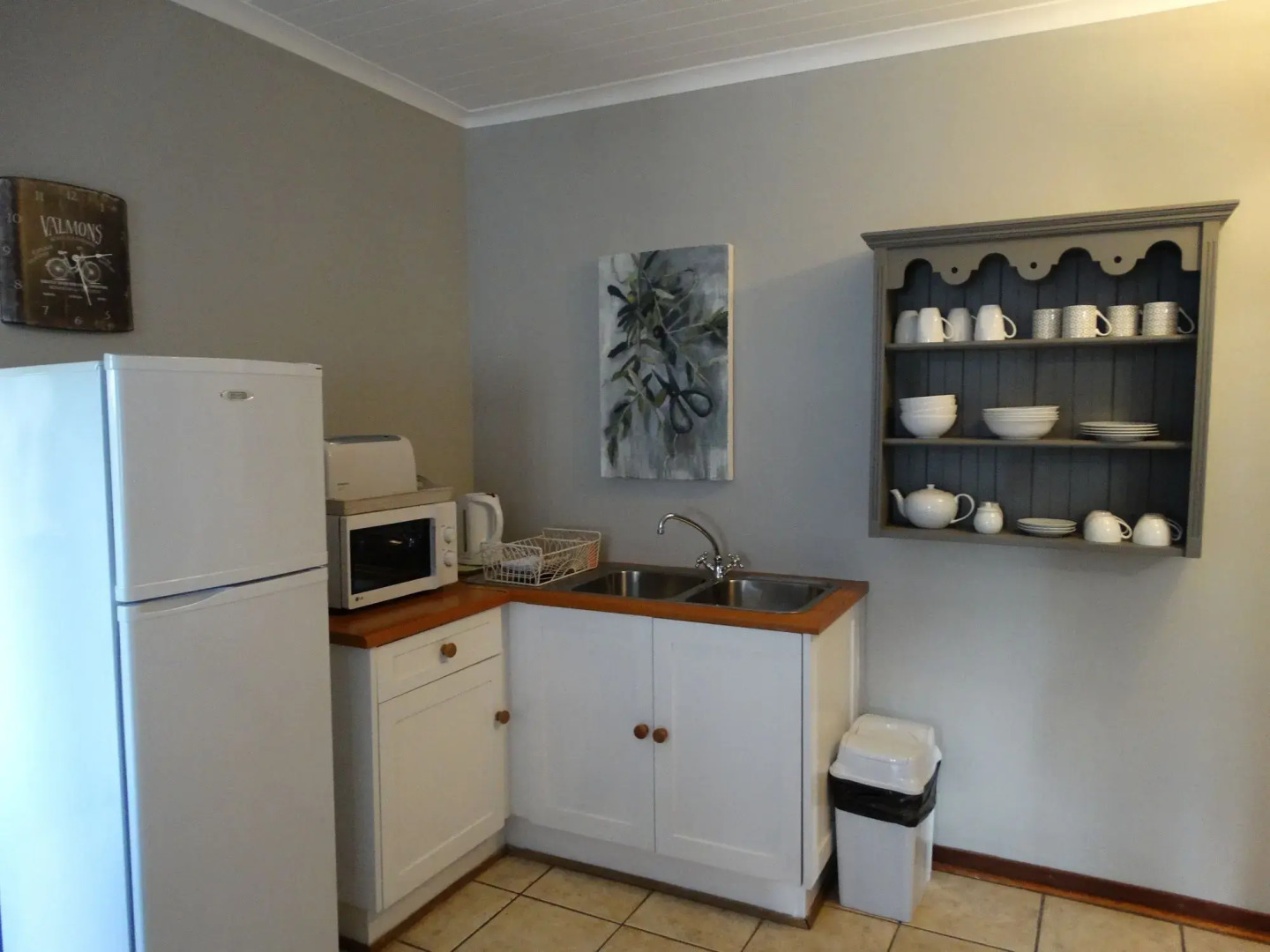 By the Way Guesthouse