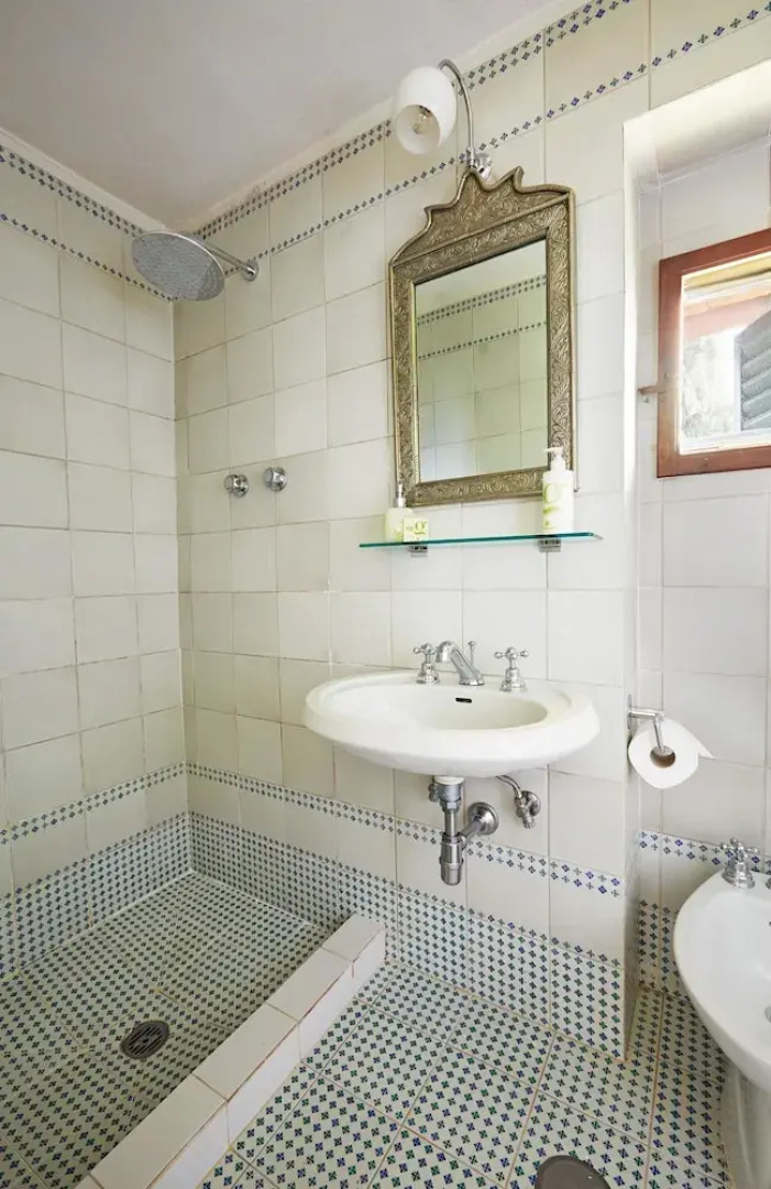 Villa Colline - Seven Bedroom Villa