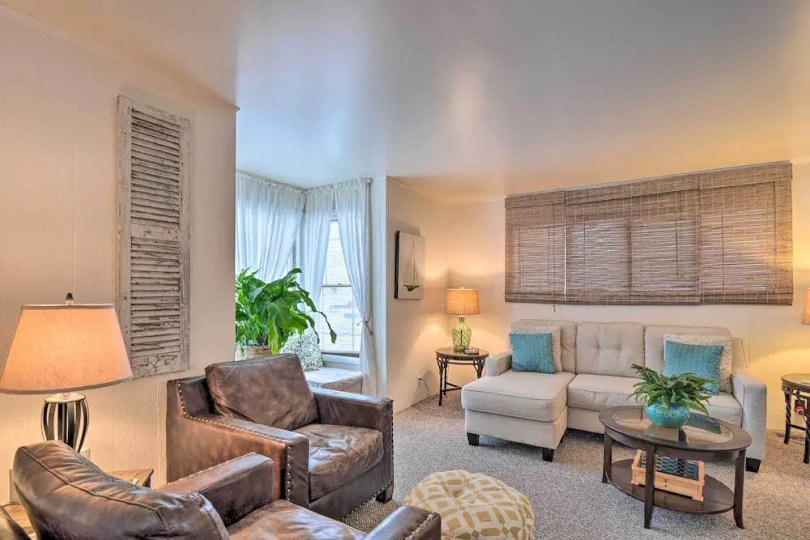 Hip Downtown Cottage - Walk to Beach, Pier, Dining