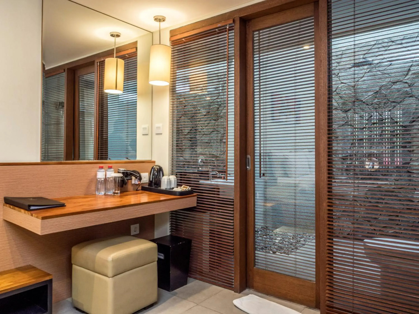 Hotel Dafam Savvoya Seminyak