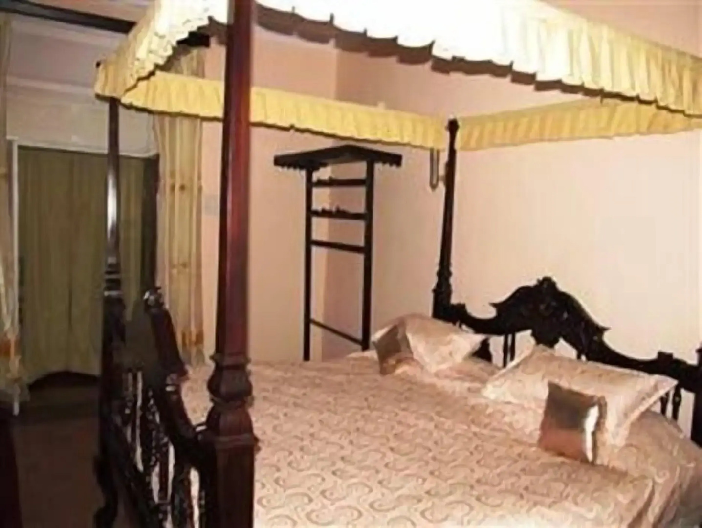 Palacete Rodrigues Heritage Holiday Mansion