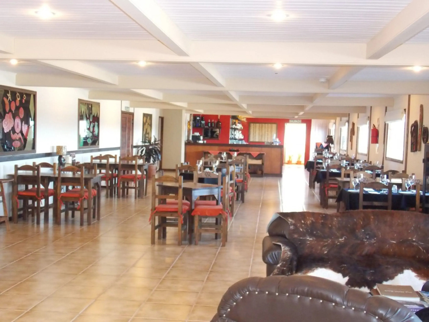 Hotel Mora