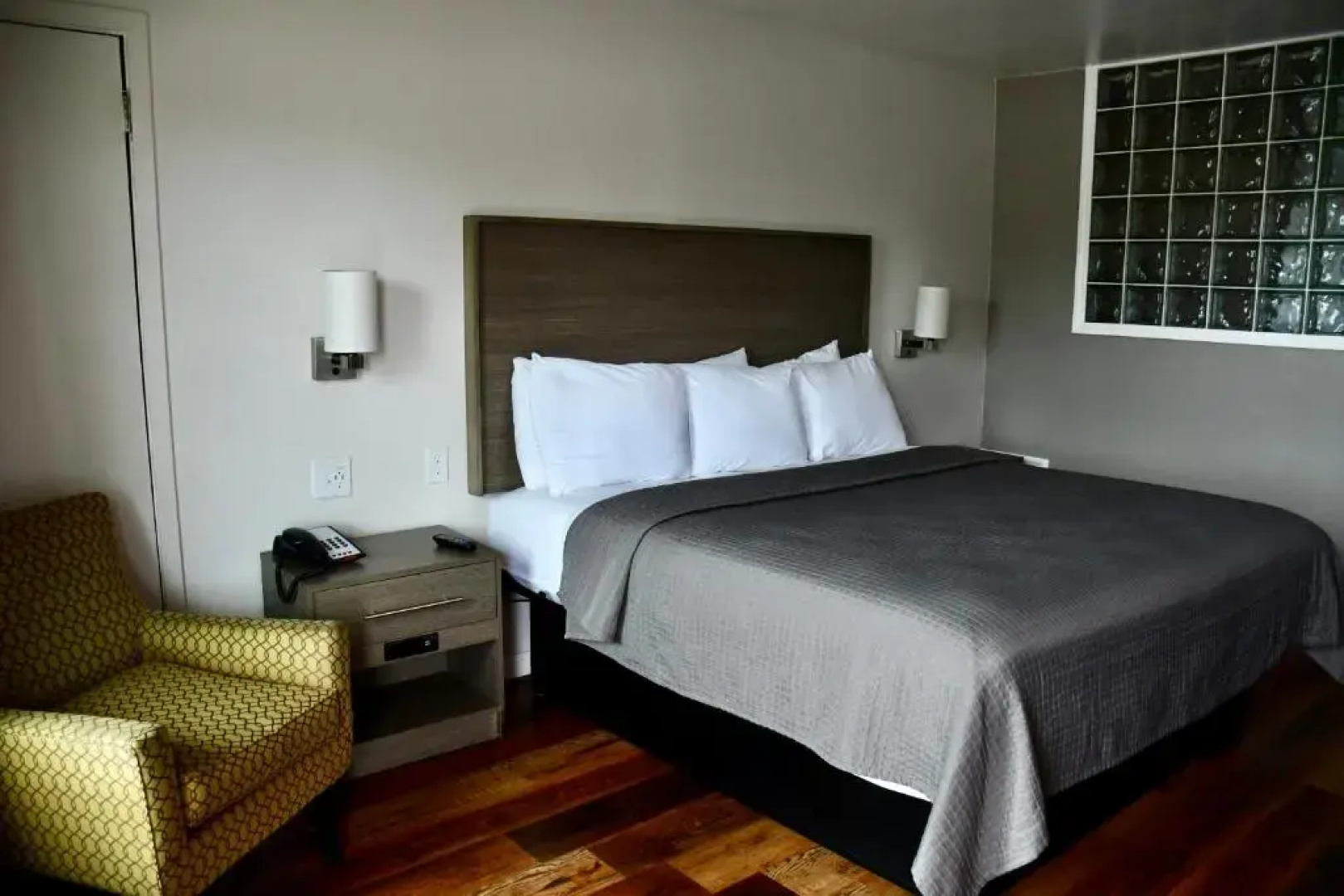 Lockhart Inn