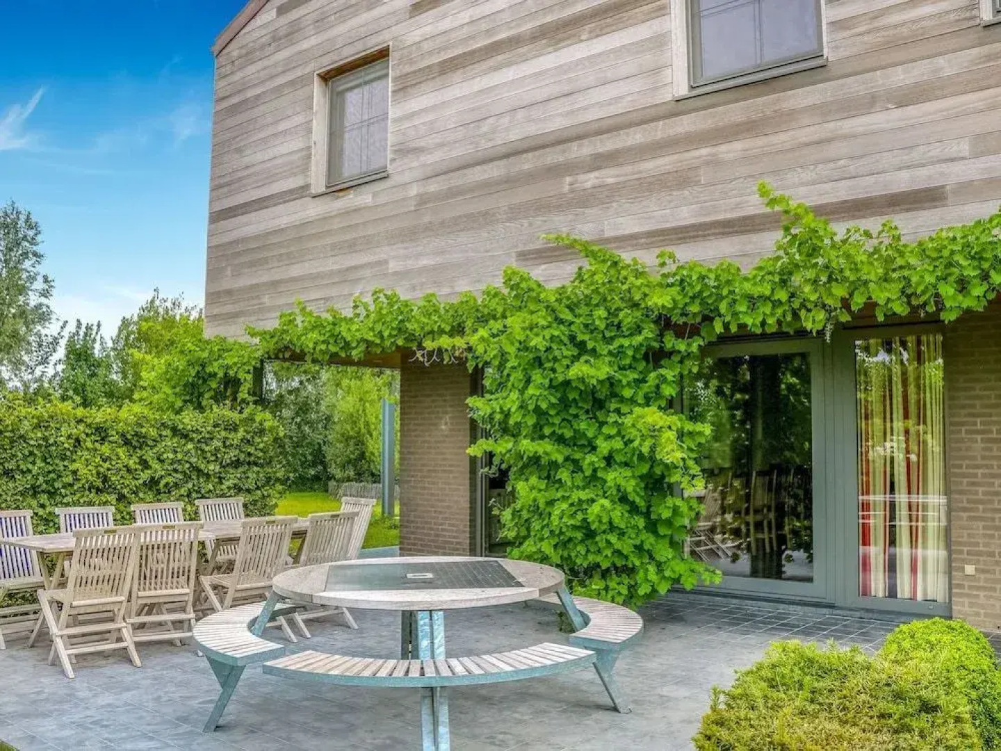 Holiday Home in Gijverinkhove Near Plopsaland