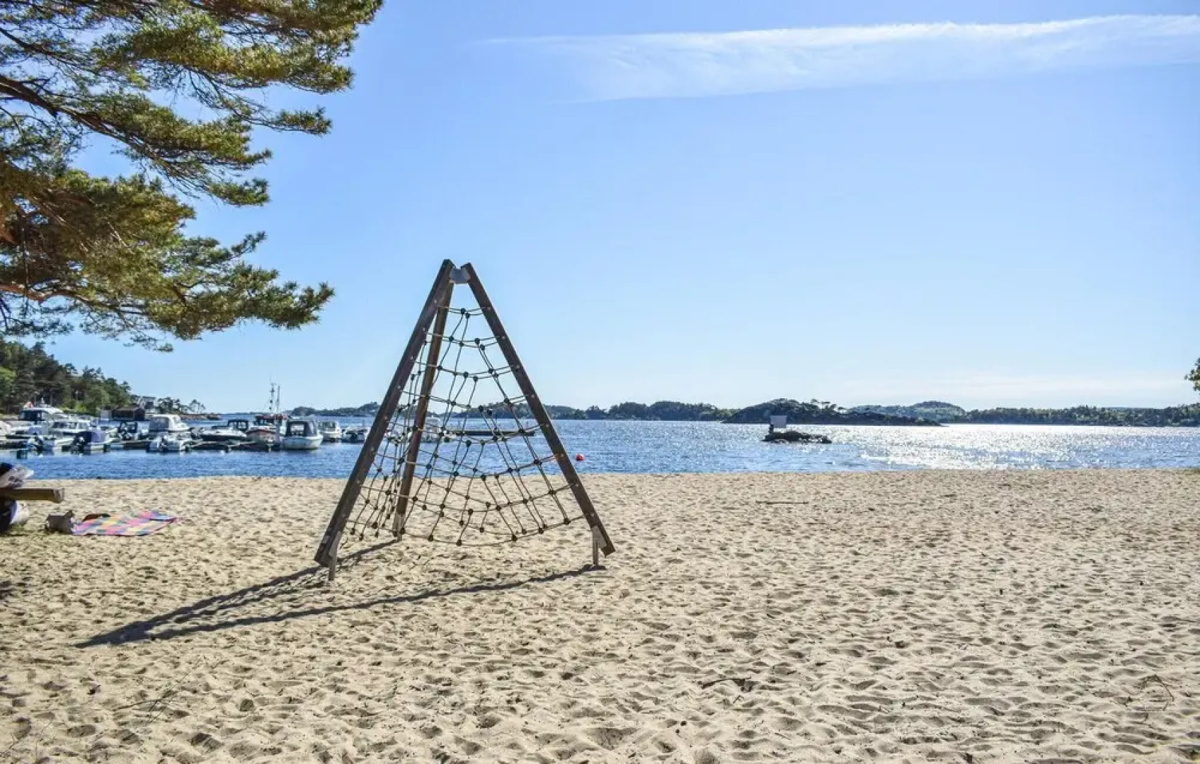 Awesome Home in Søgne With 3 Bedrooms and Wifi