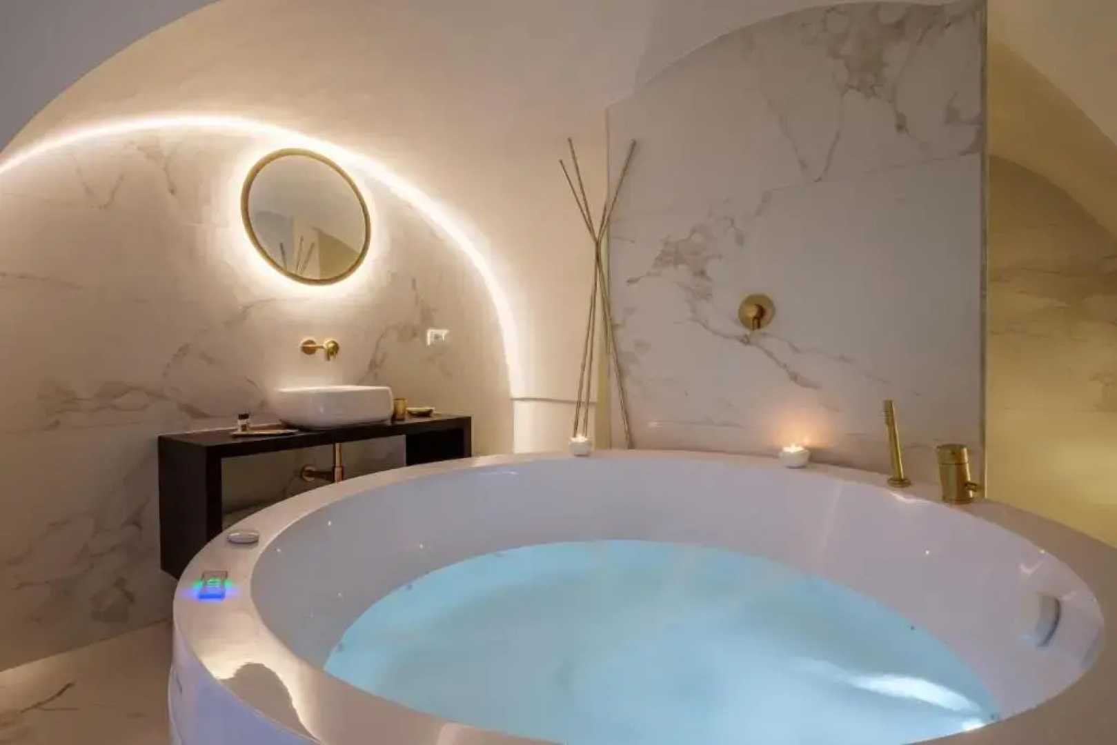 La Bella Ostuni Suites