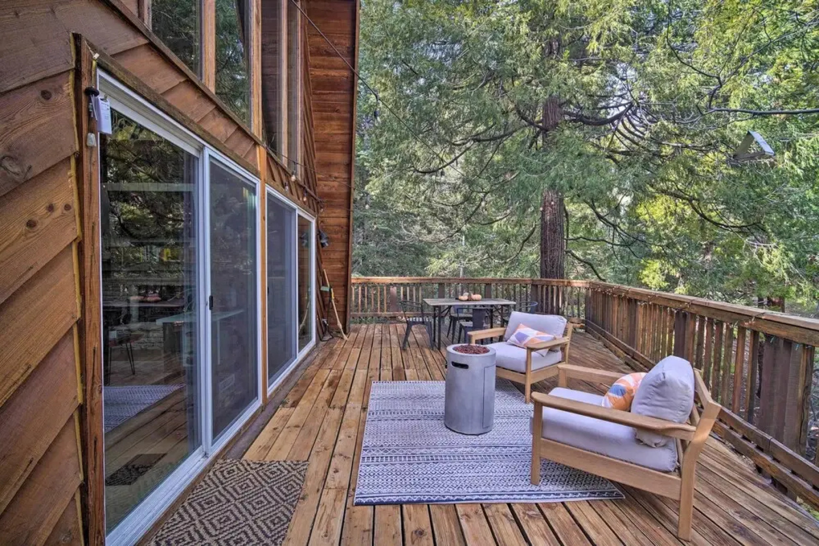 Cabin Vacation Rental: 4 Mi to Lake Arrowhead