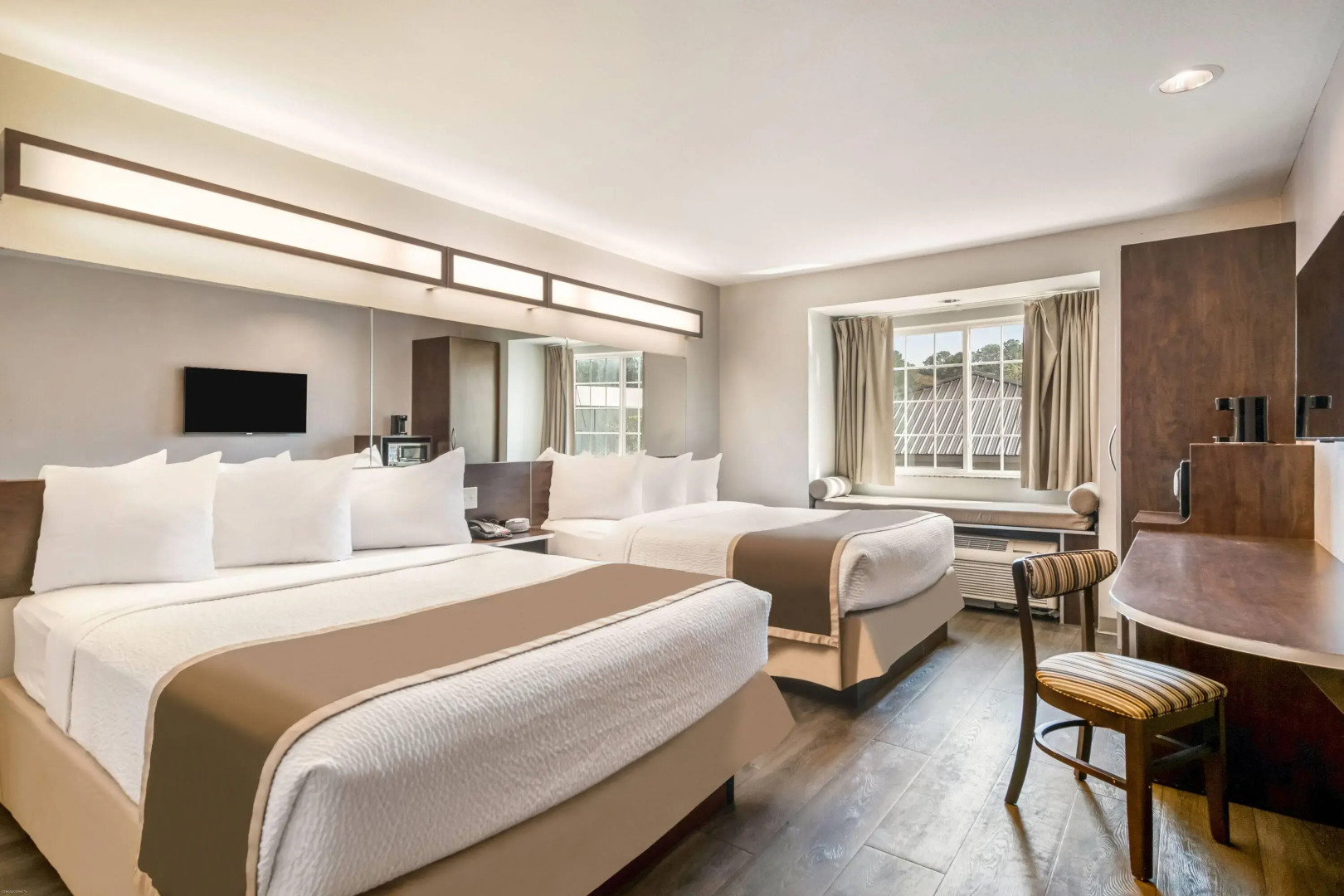 Microtel Inn & Suites by Wyndham Pearl River/Slidell