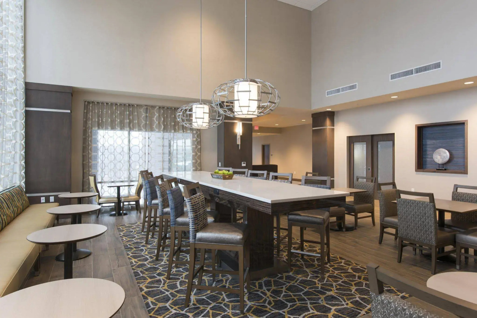 Hampton Inn & Suites Grand Rapids Downtown