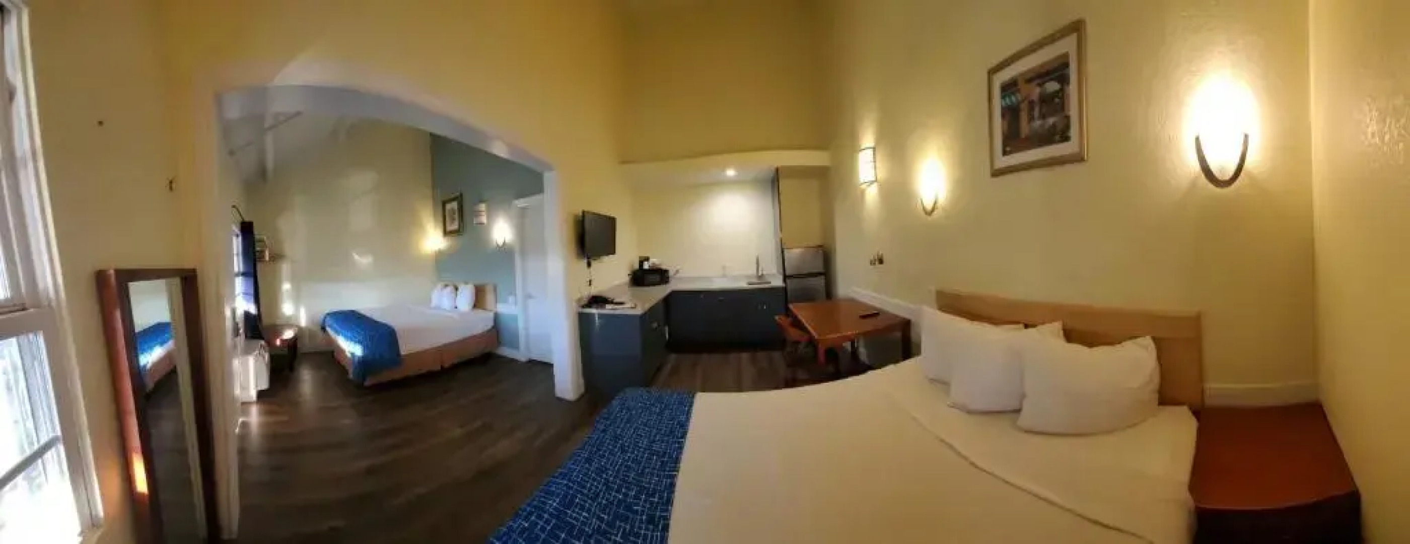 Econo Lodge Inn & Suites Fairfield