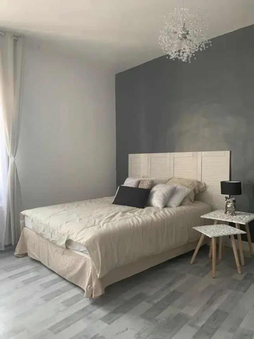 Le CALYPSO - 2mn gare SNCF, hyper centre, WIFI-NETFLIX