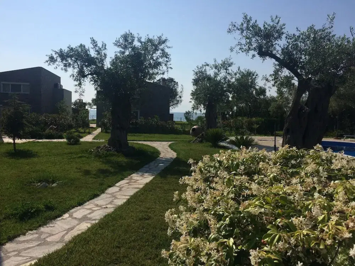 Villa Arhondula