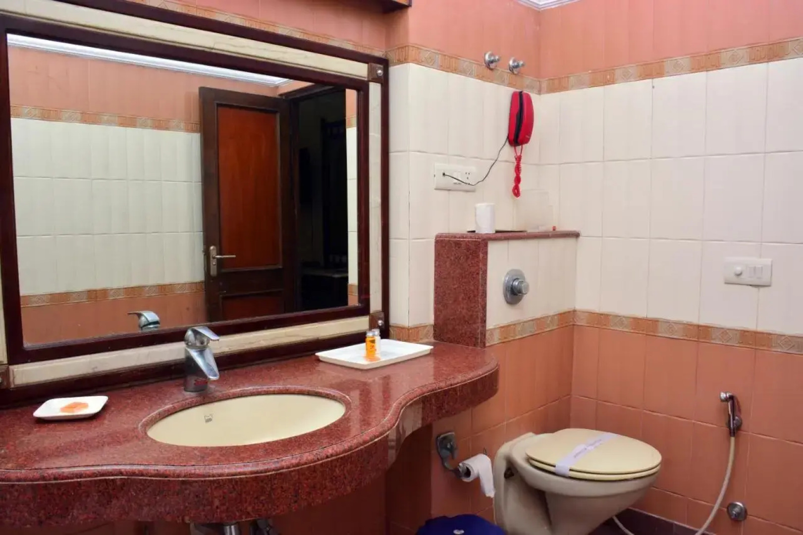 Hotel Vasundhara Palace Rishikesh