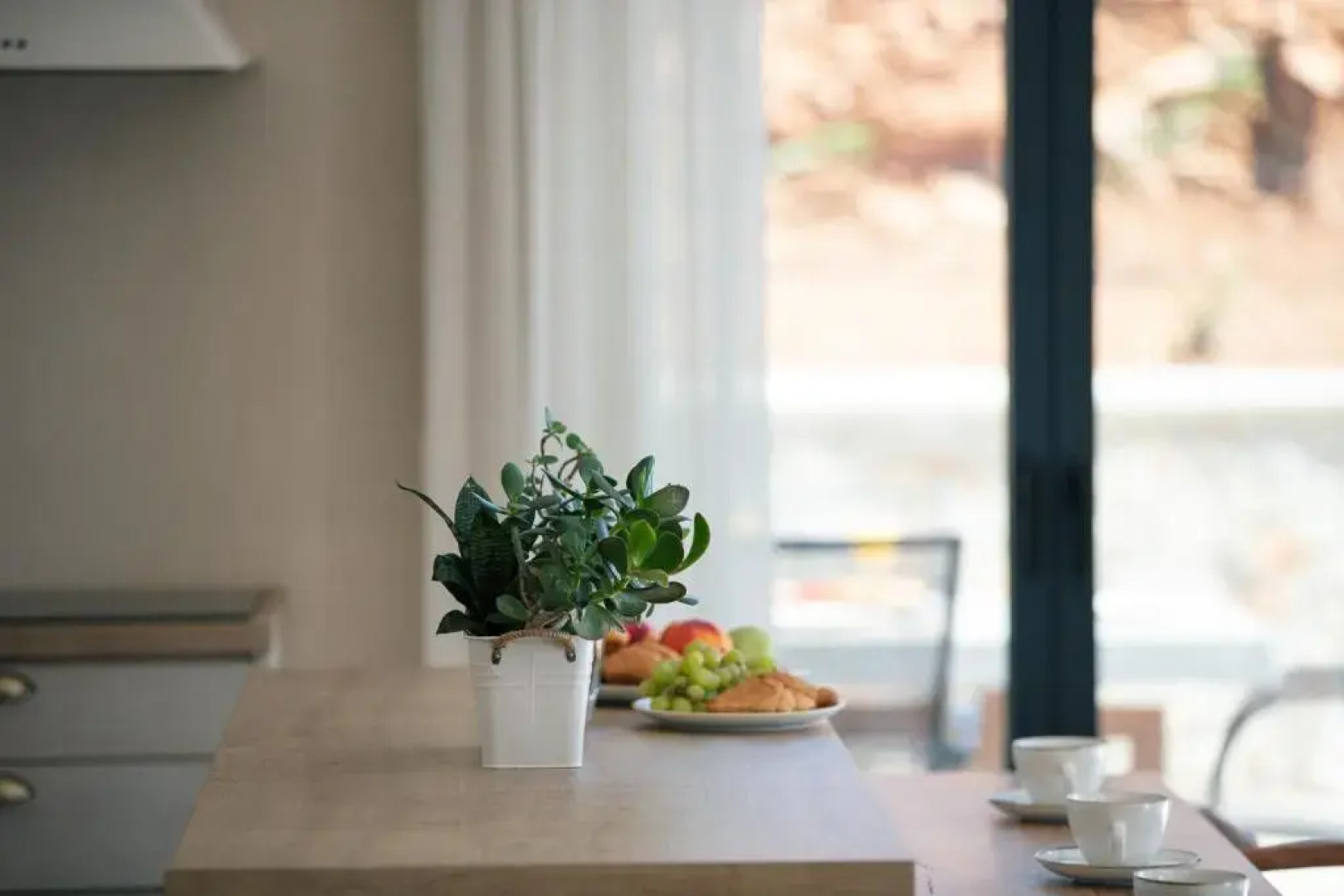 Seafront luxury villa with infinity pool & devine views!