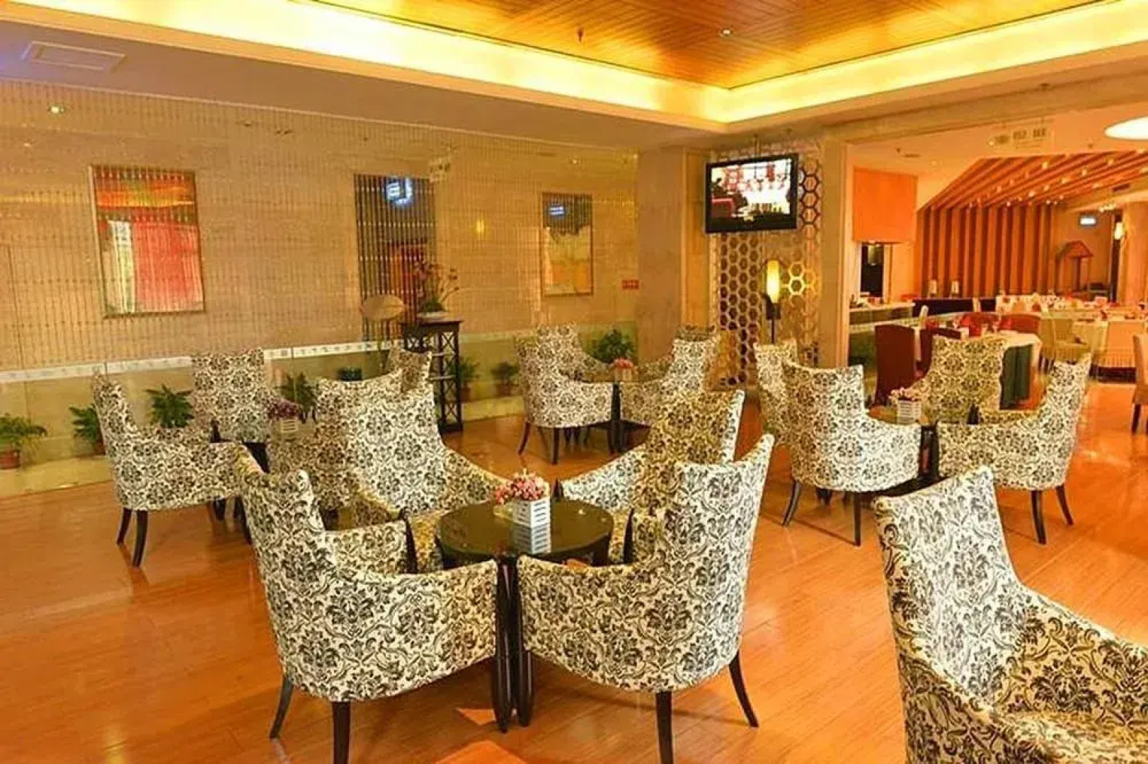 Sprot Life Garden Hotel