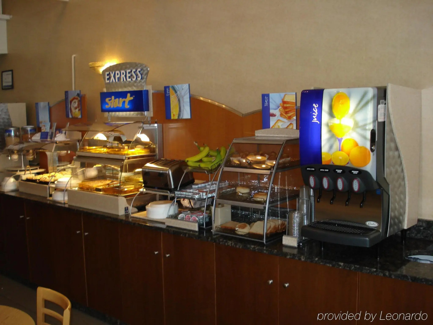 Holiday Inn Express Des Moines-At Drake University