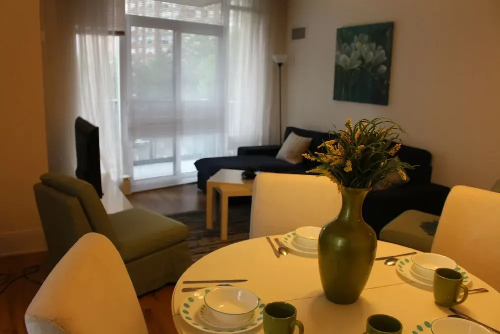 Square One Comfort Suite By Elite Suites