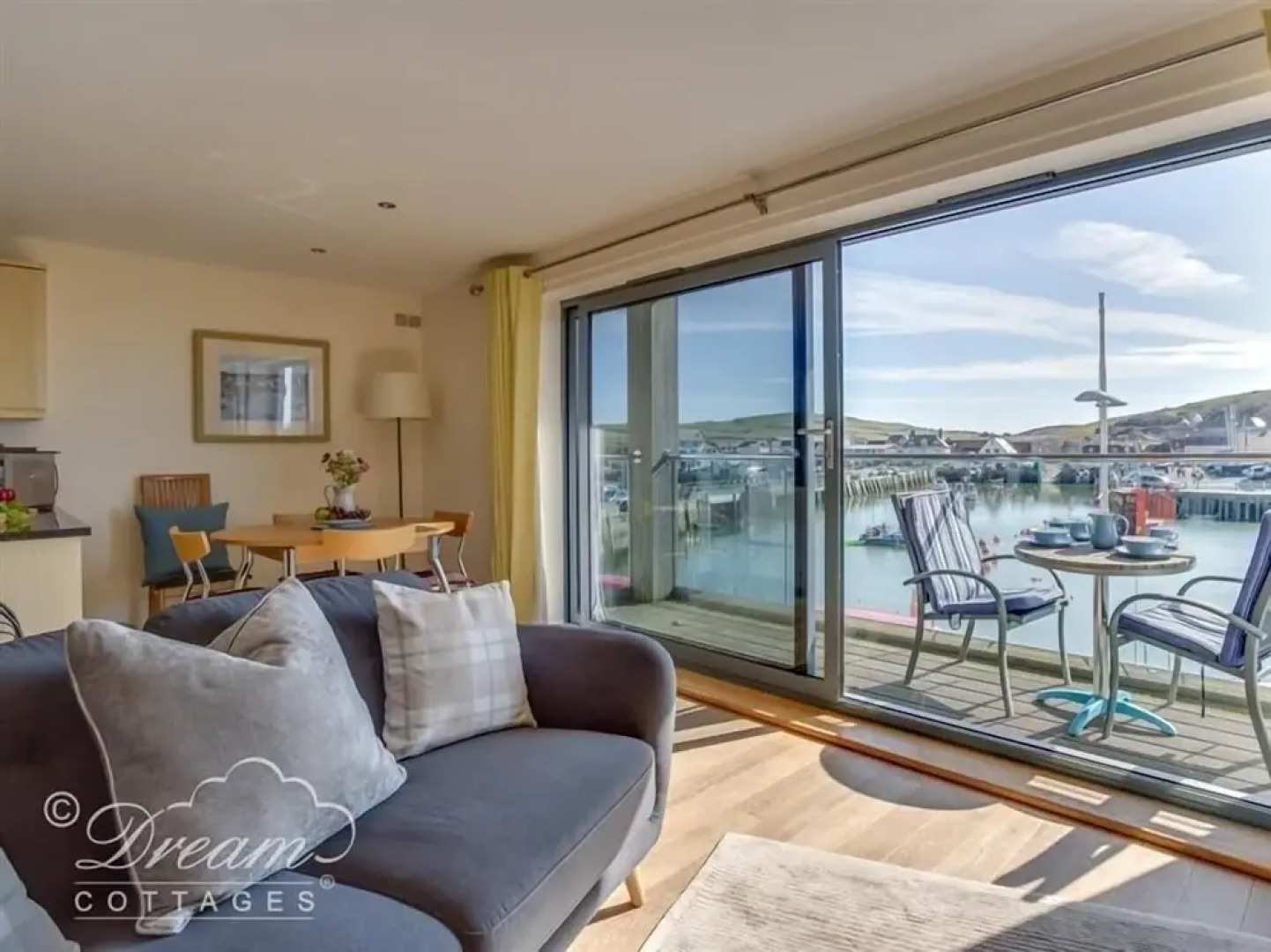 Harbour View Apartment