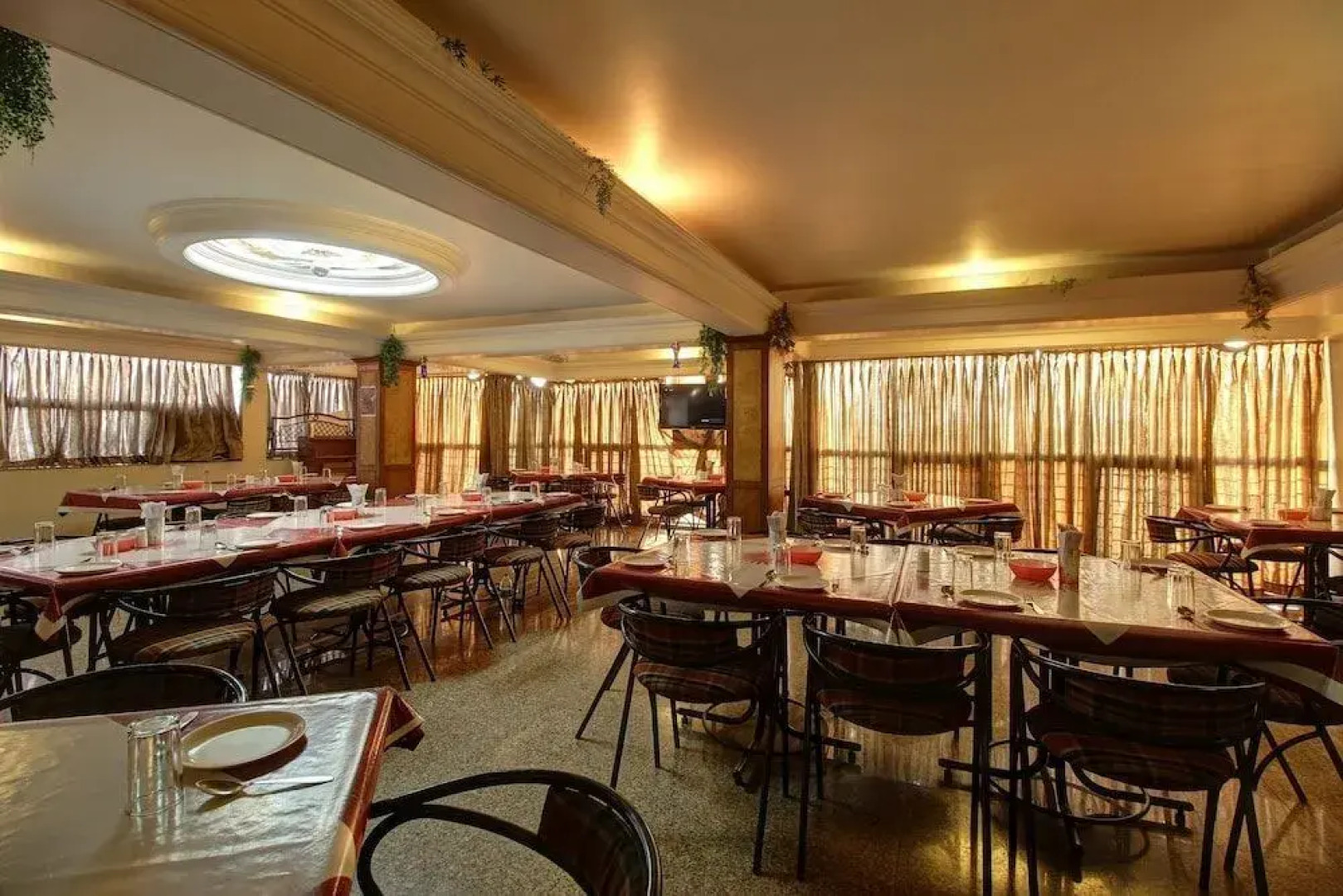 Hotel Surya Yatri Niwas by OYO Rooms