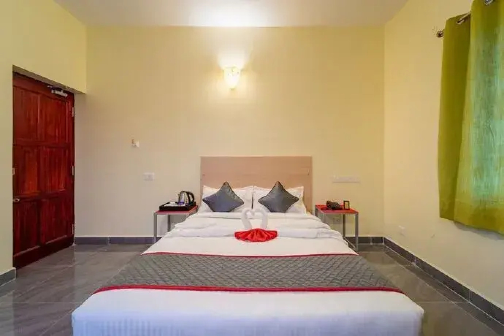 Real Plaza Hotel & Convention Center