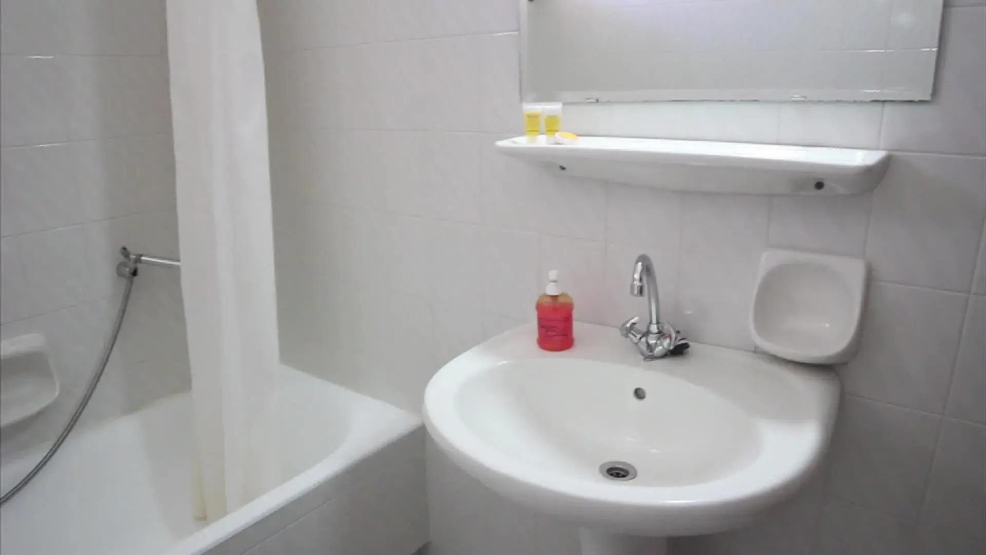 Anthos Apartments