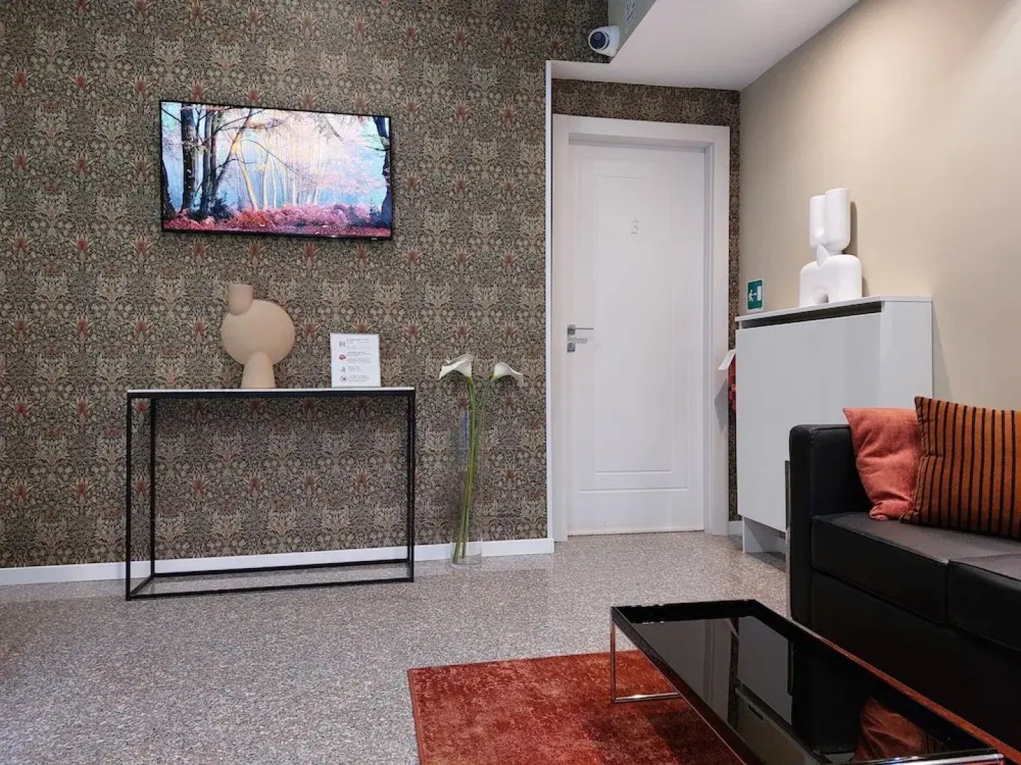 Monza City Rooms & Studios