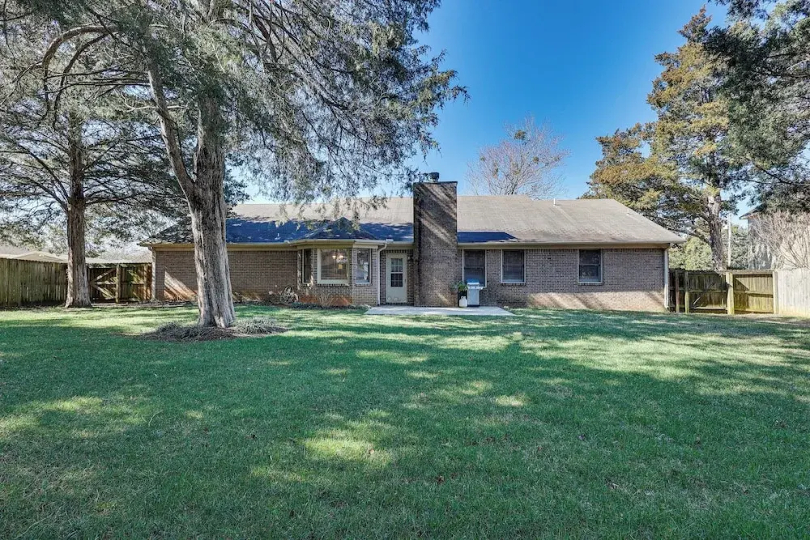 Lovely Decatur Home w/ Yard ~ 6 Mi to Town!