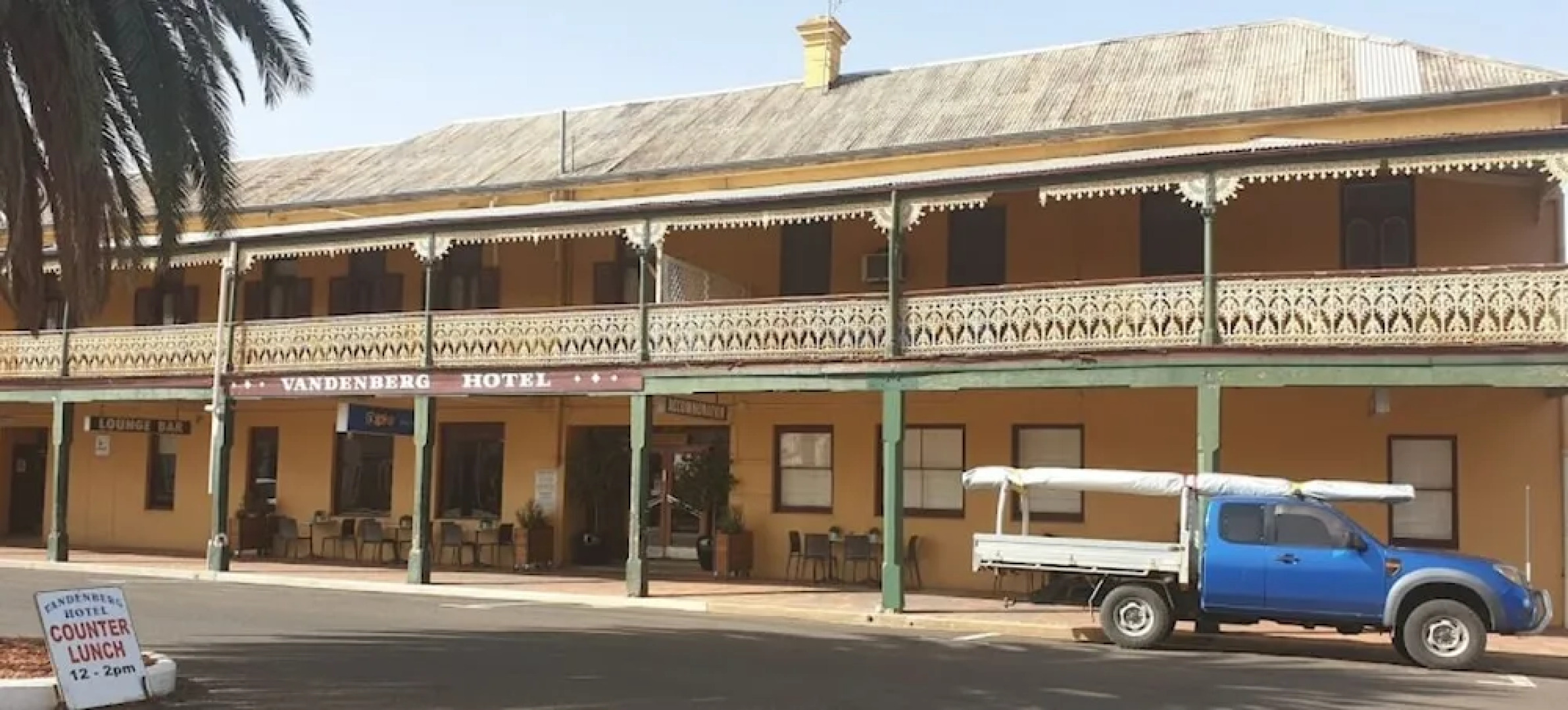 Vandenberg Hotel Forbes