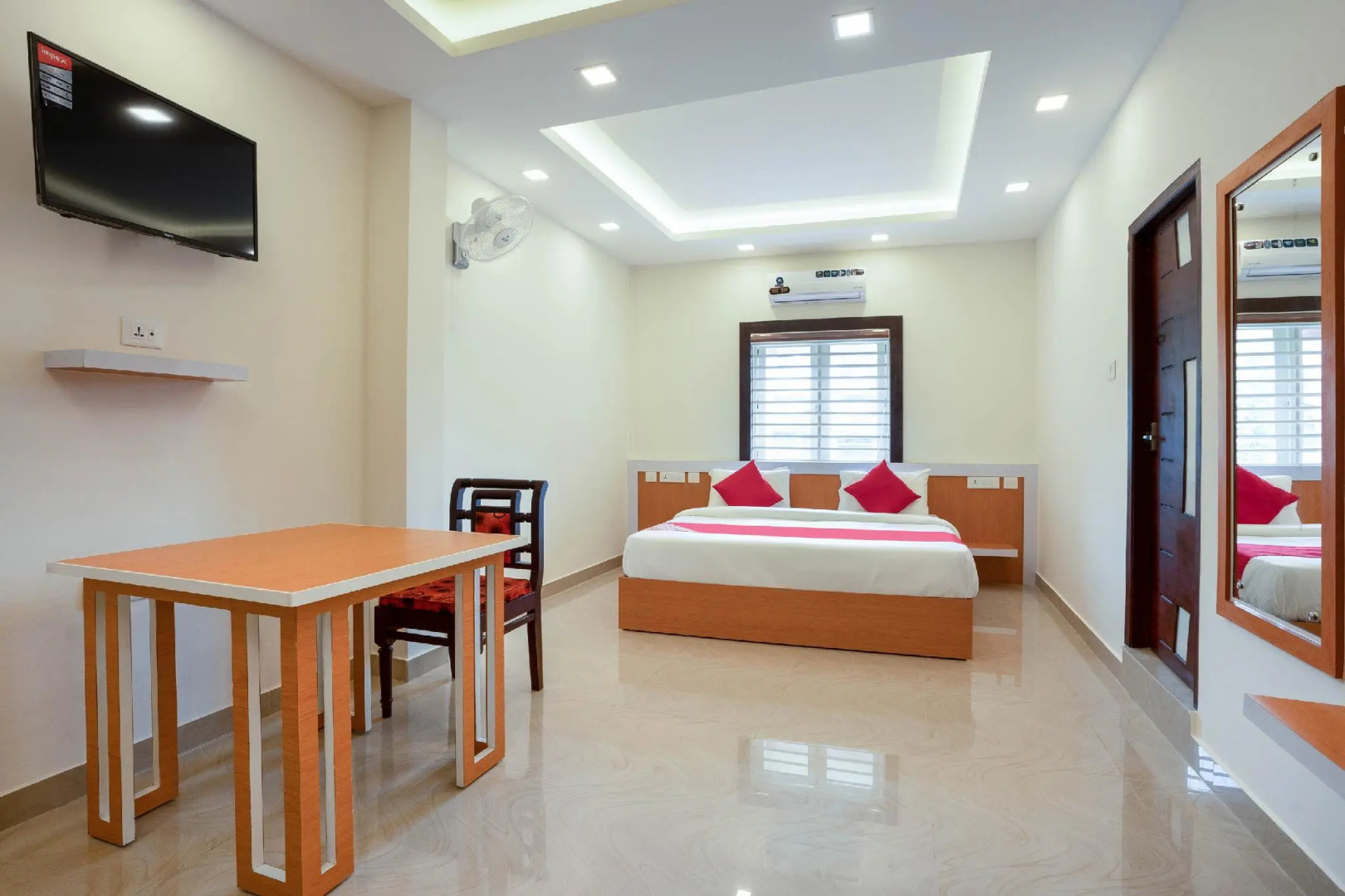 OYO 42688   Adora Hotel Fathima Palace