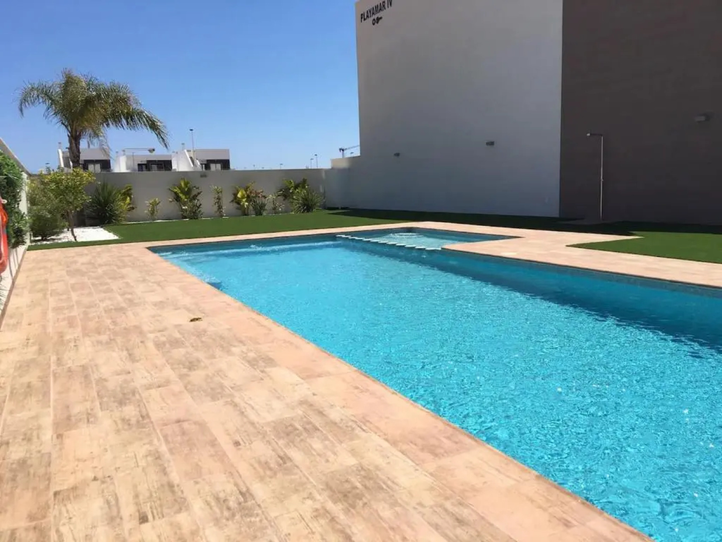 Playamar Iv Calle De La Rosalia 90A
