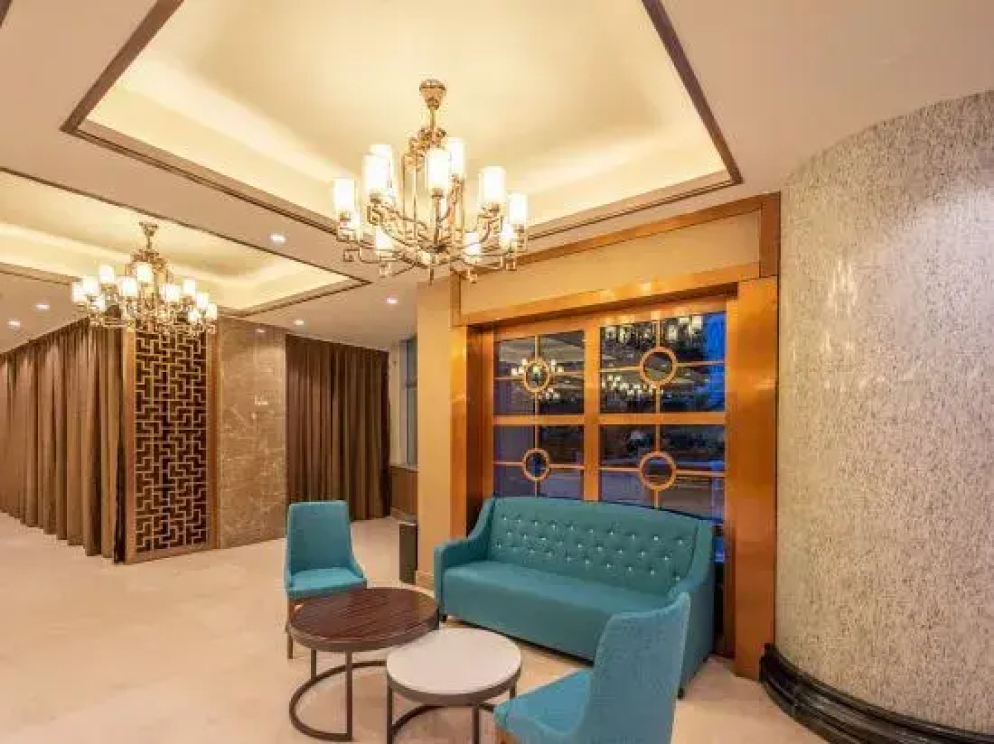 Ruijin Wanjia Hotel (City Hall)
