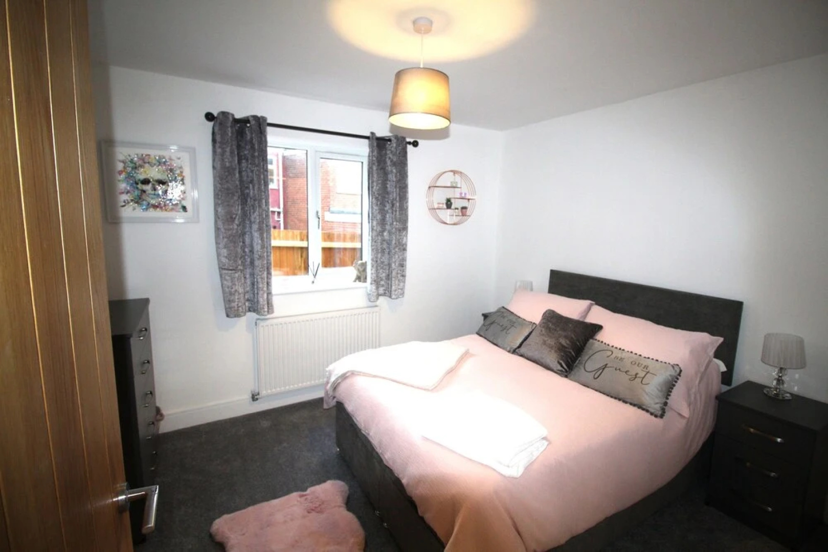 2 Bed Bungalow - Large Enclosed Garden - New Build