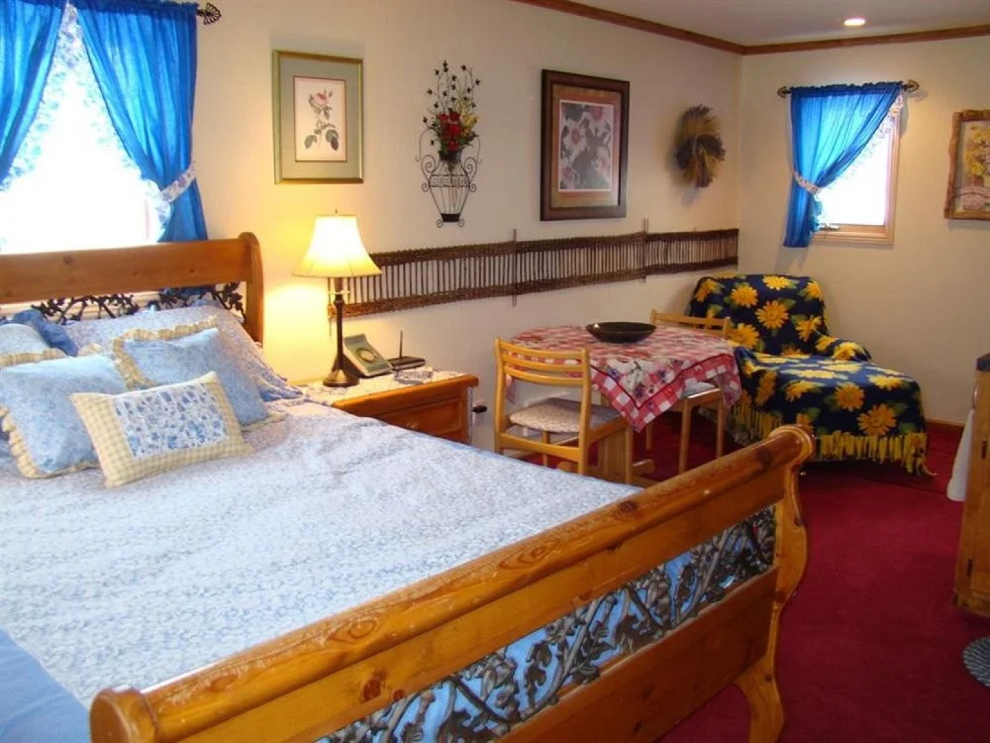 Morley's Acres Farm and Bed & Breakfast