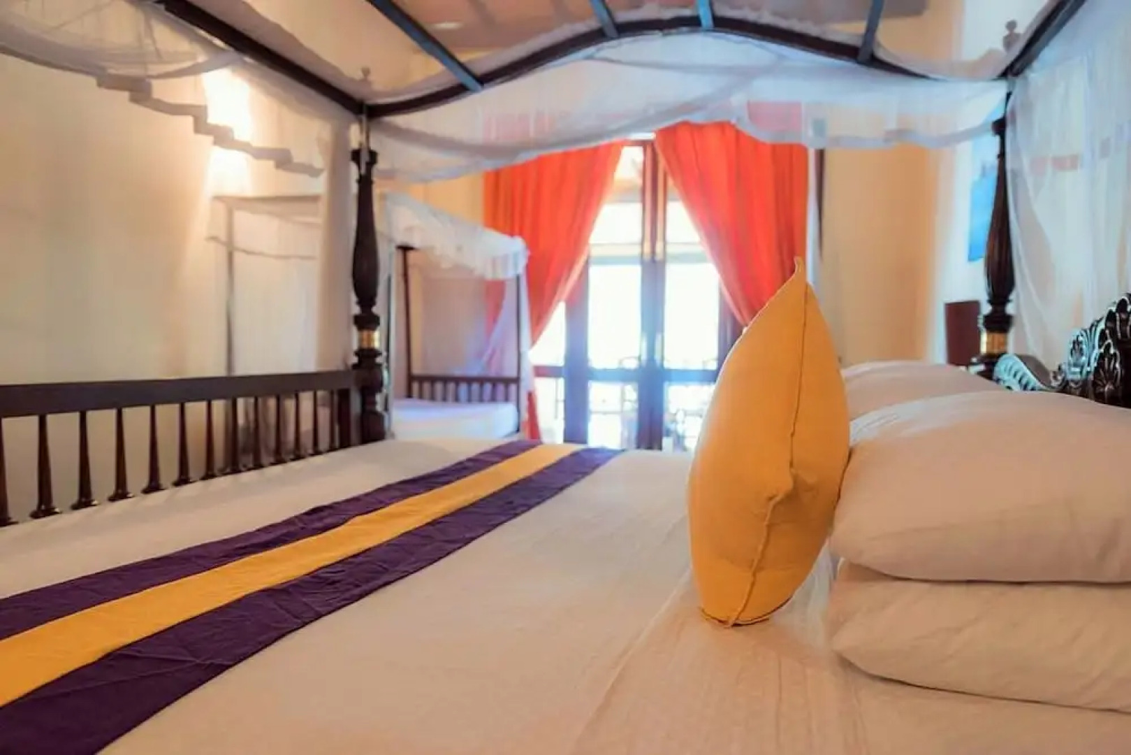 South Point Abbey Whole Villa 4 Bedroom (Sleeps 9)