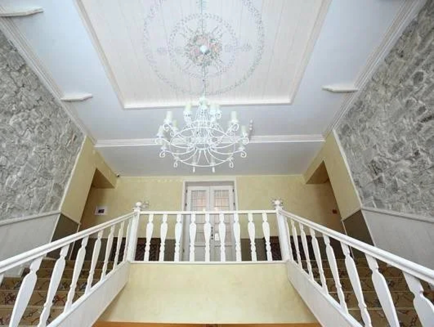 Отель Империал & Champagne-spa