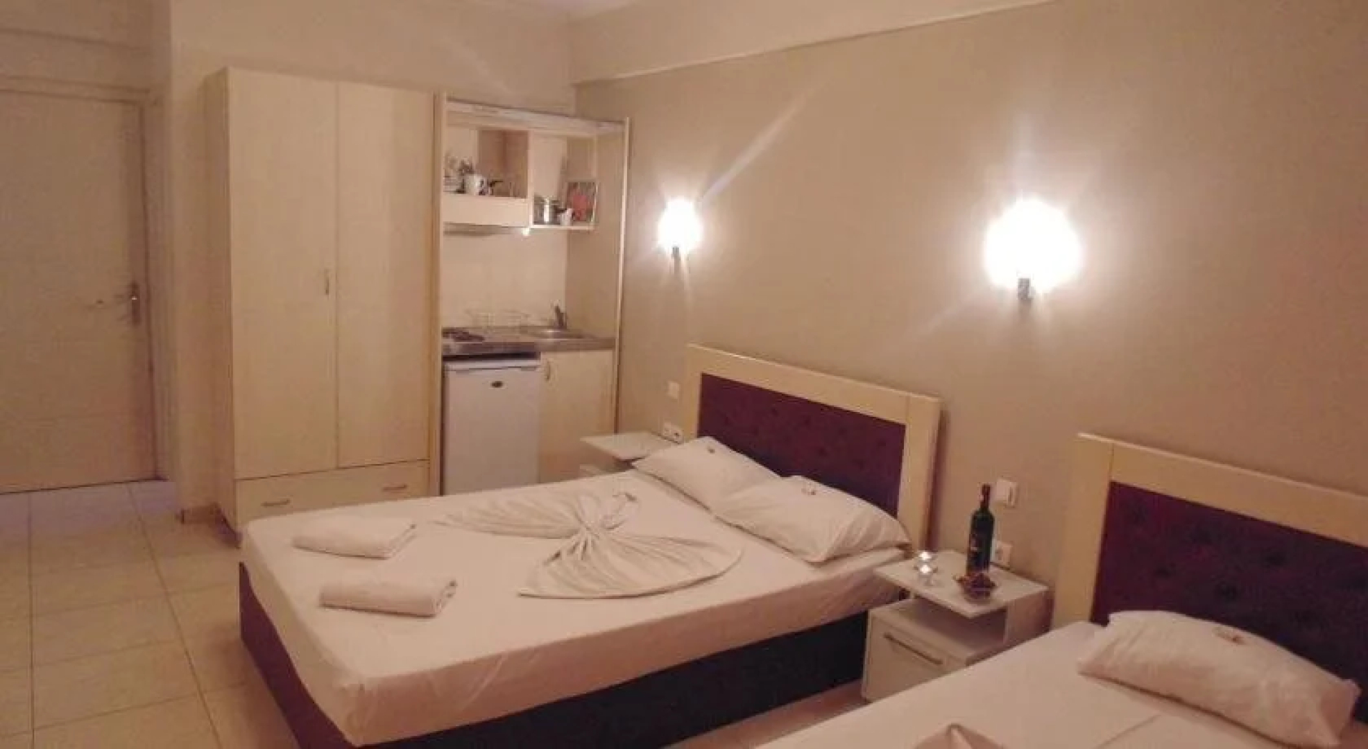Hotel Enastron