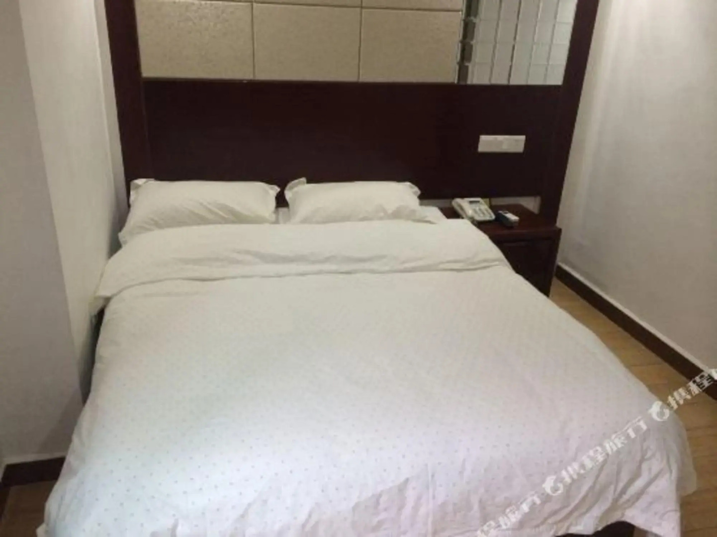 Home Inn Huaxuan Collection Hotel (Guangzhou Railway Station Clocks and Watches City)