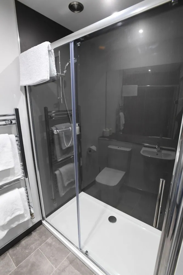 Rooms at the Railway